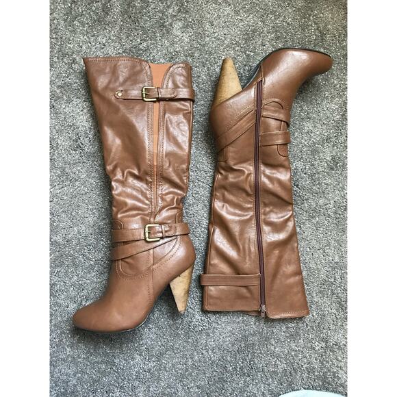 Wild Diva Women’s Cognac (brown) 3.5" Heeled Boots- Size 8 - Picture 2 of 5